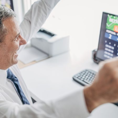 Kann man von Sportwetten leben? Die Rechnung dazu